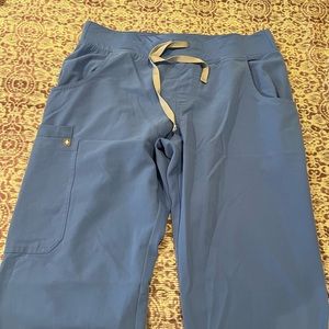 Figs women's kade tall cargo scrub pants